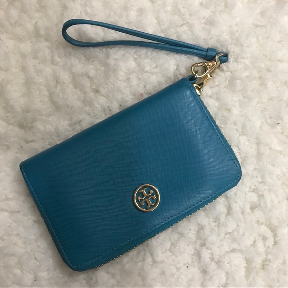 Tory Burch Handbags - Tory Burch Teal Wristlet